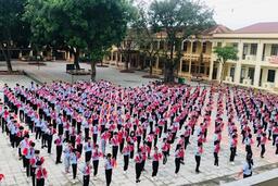 Trường THCS Hoàn Long tổ chức hoạt động chào mừng kỷ niệm 38 năm ngày Nhà giáo Việt Nam 20/11